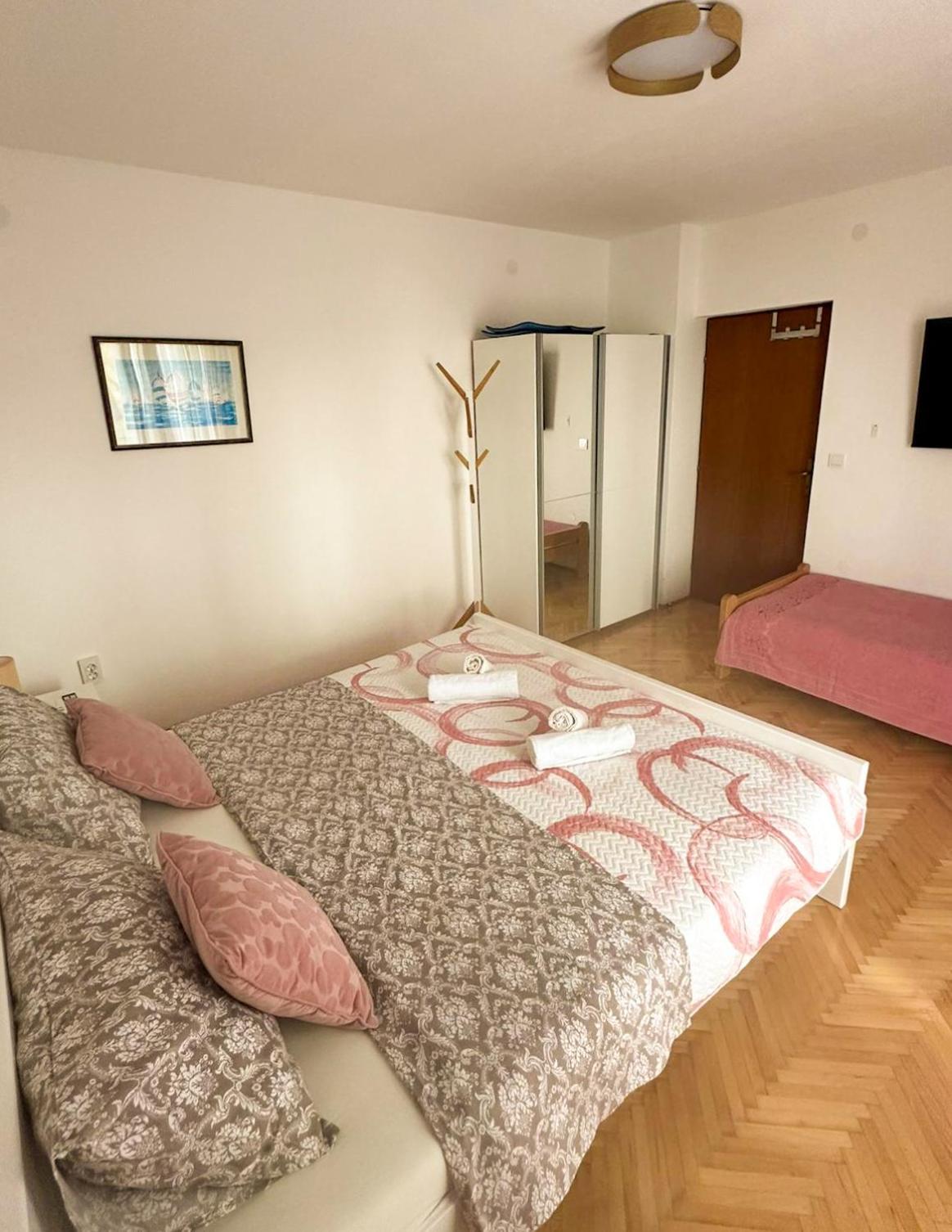 Apartment Oja Малинска Екстериор снимка